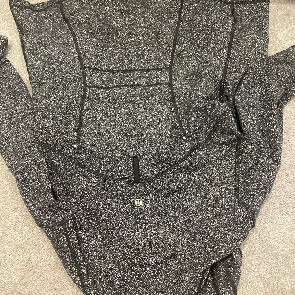 Size 10 lululemon align jacket